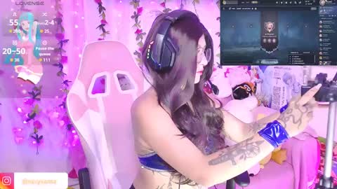 Nixy Sama online show from October 2025 10:40:02 PM