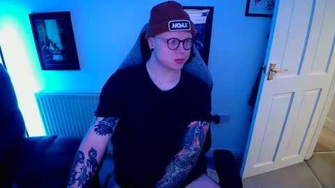 Snapshot of nlrb93 chatting on January 2025 07:01:02 PM BNate93 online show from January 2025 07:01:02 PM