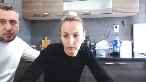 no_limit_coupl3 online show from October 2025 10:43:02 AM