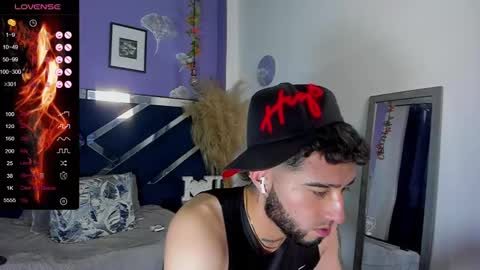 Snapshot of noa_bonucci chatting on March 2025 04:07:02 PM noa_bonucci online show from March 2025 04:07:02 PM