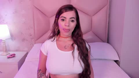 Snapshot of noa_butterfly chatting on January 2025 11:43:01 AM ambarsulliva online show from January 2025 11:43:01 AM