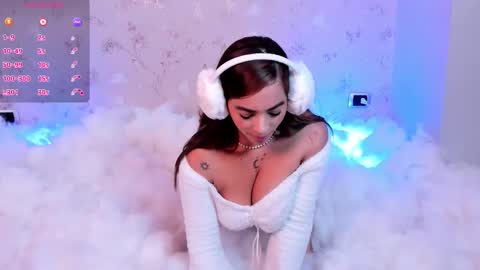   ambarsulliva  online show from October 2025 10:45:01 AM