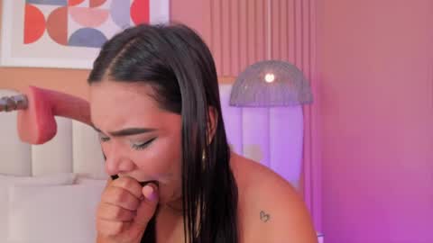 Snapshot of noa_moon chatting on May 2026 03:02:01 AM Noa online show from May 2026 03:02:01 AM