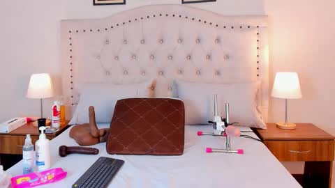 NATHALIA MORENO online show from January 2026 12:19:01 PM