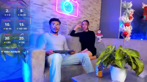 noa_n_luxy online show from December 2025 03:59:02 AM