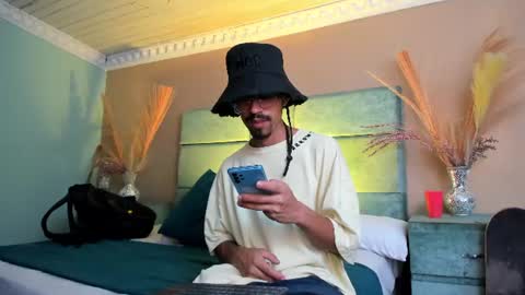 Noah online show from June 2026 04:09:01 AM