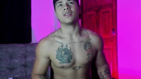 noah_223 online show from December 2025 04:19:01 AM