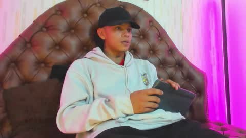 Snapshot of noah_blake0 chatting on September 2025 02:36:02 AM Noah Blake online show from September 2025 02:36:02 AM