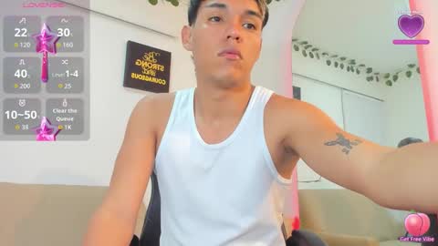 Snapshot of noah_carter66 chatting on October 2025 02:44:01 AM noah online show from October 2025 02:44:01 AM