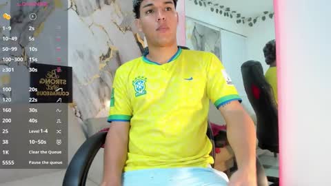 Snapshot of noah_carter66 chatting on March 2026 03:45:01 AM noah online show from March 2026 03:45:01 AM