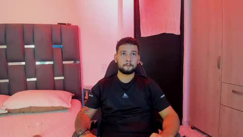 NOAH online show from November 2025 10:30:02 PM