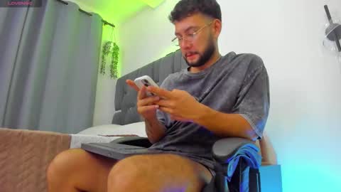 NOAH online show from February 2026 06:22:01 AM