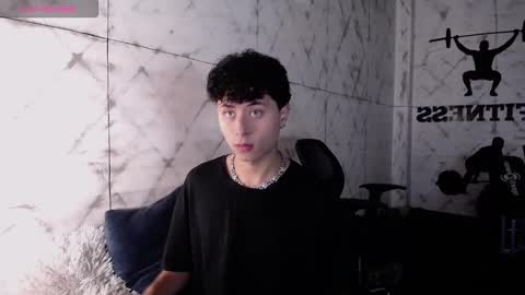 noah_dupont_ online show from December 2025 11:59:01 AM