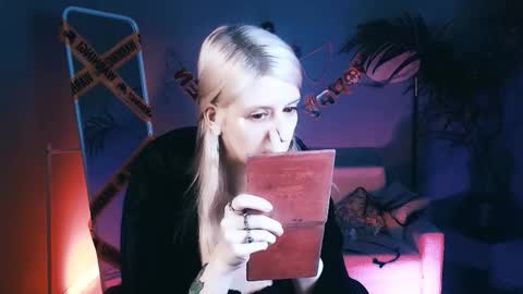 REAL name LiaDM are always open online show from November 2025 09:28:01 PM