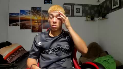 Snapshot of noah_flynn1 chatting on September 2025 04:50:01 AM noah_flynn1 online show from September 2025 04:50:01 AM