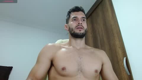 Snapshot of noah_jhonsonn chatting on February 2025 11:02:02 AM Noah online show from February 2025 11:02:02 AM
