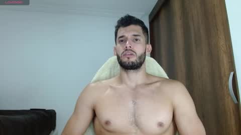 Snapshot of noah_jhonsonn chatting on February 2025 02:14:02 PM Noah online show from February 2025 02:14:02 PM