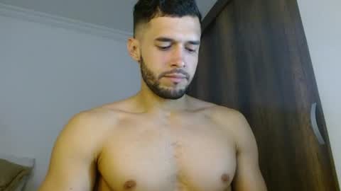 Snapshot of noah_jhonsonn chatting on May 2026 11:49:01 AM Noah online show from May 2026 11:49:01 AM