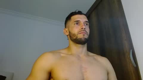 Snapshot of noah_jhonsonn chatting on May 2026 11:28:01 AM Noah online show from May 2026 11:28:01 AM