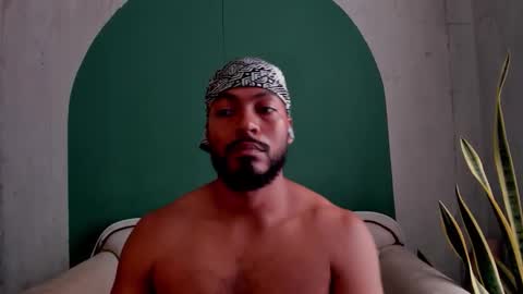 Noah online show from November 2025 06:08:01 PM