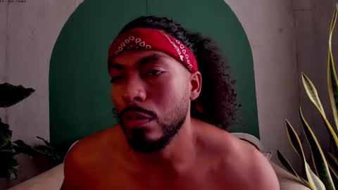 Noah online show from November 2025 03:55:02 PM