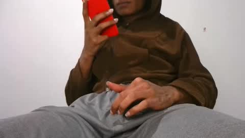 Noah Millers online show from October 2025 12:58:01 PM