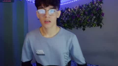 Snapshot of noah_millerx_ chatting on March 2026 04:13:02 AM noah online show from March 2026 04:13:02 AM