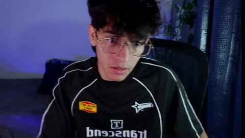Snapshot of noah_millerx_ chatting on April 2026 04:41:01 AM noah online show from April 2026 04:41:01 AM