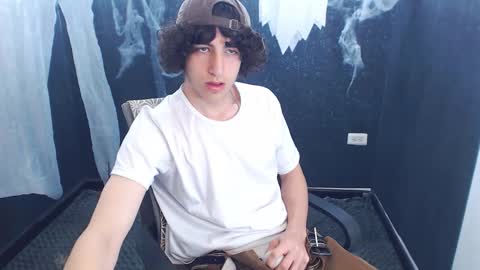 Snapshot of noah_sokolov chatting on November 2025 02:27:01 PM noah_sokolov online show from November 2025 02:27:01 PM