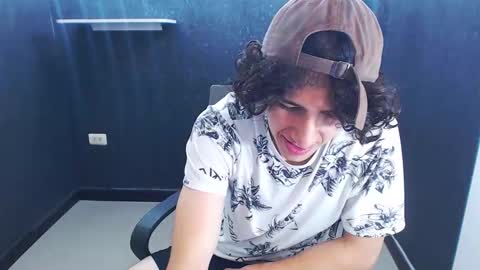 Snapshot of noah_sokolov chatting on December 2025 03:06:01 PM noah_sokolov online show from December 2025 03:06:01 PM