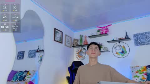 Snapshot of noah_tyler_ chatting on October 2025 11:46:02 PM noah tyler online show from October 2025 11:46:02 PM