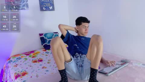 Snapshot of noah_tyler_ chatting on October 2025 12:19:01 AM noah tyler online show from October 2025 12:19:01 AM