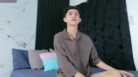 Snapshot of noah_tyler_ chatting on April 2026 07:52:02 PM noah tyler online show from April 2026 07:52:02 PM