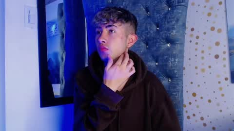 Snapshot of noah_xitruxx chatting on December 2024 04:49:01 PM Noah online show from December 2024 04:49:01 PM