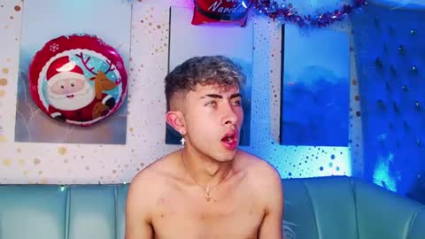 Snapshot of noah_xitruxx chatting on December 2024 06:43:02 PM Noah online show from December 2024 06:43:02 PM
