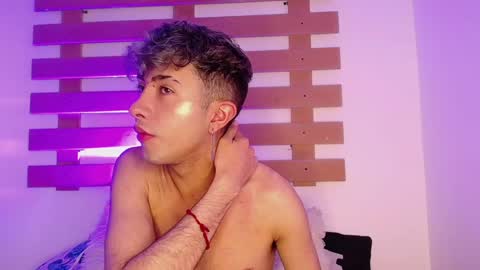 Snapshot of noah_xitruxx chatting on January 2025 03:35:02 PM Noah online show from January 2025 03:35:02 PM