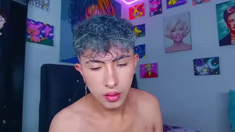 Snapshot of noah_xitruxx chatting on February 2025 05:03:02 AM Noah online show from February 2025 05:03:02 AM