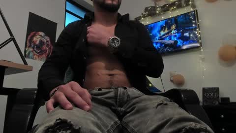 Snapshot of noahbrawn chatting on December 2024 12:17:01 PM LIAM- noah online show from December 2024 12:17:01 PM