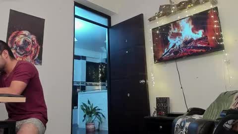 Snapshot of noahbrawn chatting on January 2025 12:30:02 PM LIAM- noah online show from January 2025 12:30:02 PM