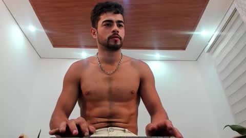 Snapshot of noahbrawn chatting on September 2025 09:35:02 AM LIAM- noah online show from September 2025 09:35:02 AM