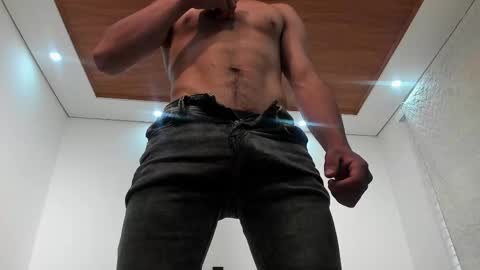 Snapshot of noahbrawn chatting on November 2025 01:06:01 PM LIAM- noah online show from November 2025 01:06:01 PM