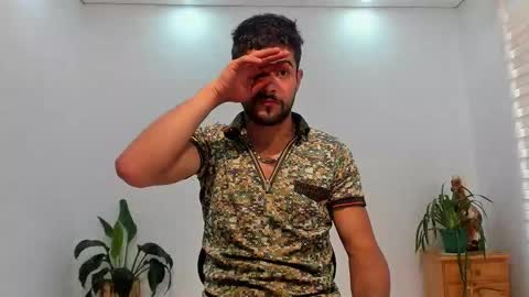 Snapshot of noahbrawn chatting on November 2025 01:24:02 PM LIAM- noah online show from November 2025 01:24:02 PM