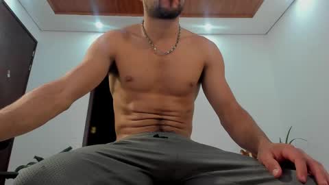 Snapshot of noahbrawn chatting on April 2026 01:41:01 PM LIAM- noah online show from April 2026 01:41:01 PM