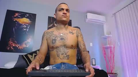 noahdiaz__ online show from November 2025 03:34:01 PM