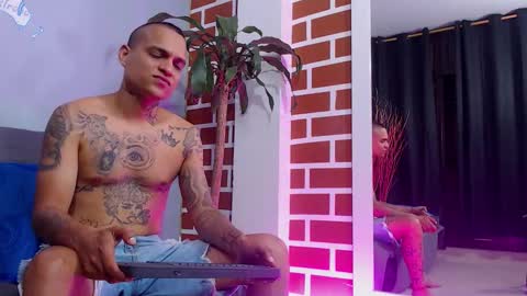 noahdiaz__ online show from February 2026 12:15:01 AM