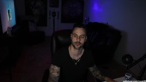 Noah Fitt online show from May 2026 03:47:02 AM