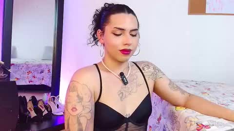 noahmonroe_11 online show from December 2025 08:36:02 PM