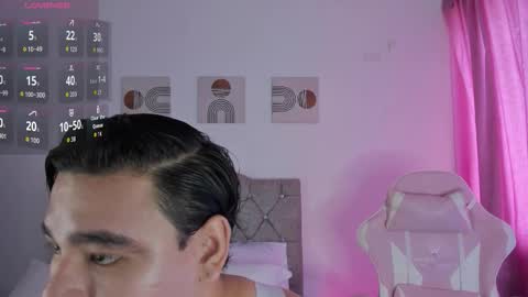 NoahVence online show from February 2026 03:39:01 PM