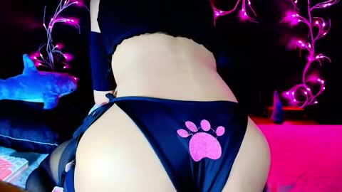 Noah Xtar online show from November 2025 02:54:02 AM