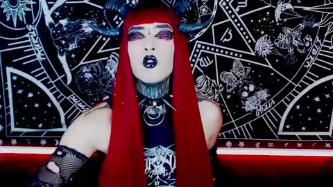 caroline online show from December 2024 12:40:02 AM